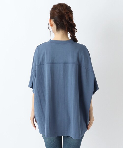 one'sterrace(ワンズテラス)の「接触冷感 切替ドルマンプルオーバー(Tシャツ/カットソー・レディース・ベージュ系その他7/ブラック系8/ブルー系その他7・02)」の16枚目の写真
