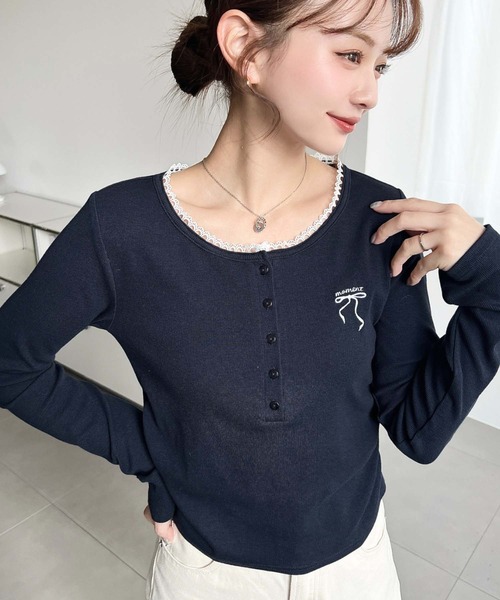 セール】ヘンリーネックワンポイント刺繍長袖リブカットソートップス