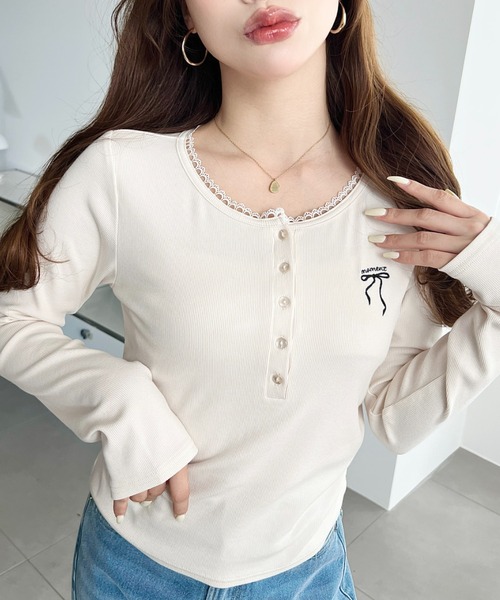 moment+(モーメントプラス)の「ヘンリーネックワンポイント刺繍長袖リブカットソートップス(Tシャツ/カットソー・レディース・ネイビー/チャコールグレー/ブラック/アイボリー/杢グレー・M/L)」の17枚目の写真