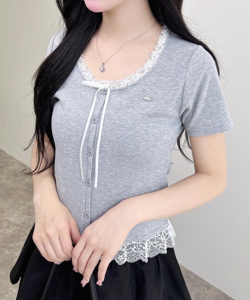 INGNI（イング）の「リボン付レースレイヤード風リブトップス（Tシャツ/カットソー・レディース・グレー×ホワイト/ピンク系2/ワイン系2/ブラック×ホワイト・M）」の6枚目の写真