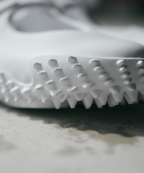 PUMA(プーマ)の「MOSTRO FEY LTH 403191-02(バレエシューズ・メンズ・ホワイト・25.0cm/23.0cm/24.5cm/24.0cm/23.5cm/22.5cm/25.5cm/22.0cm)」の11枚目の写真
