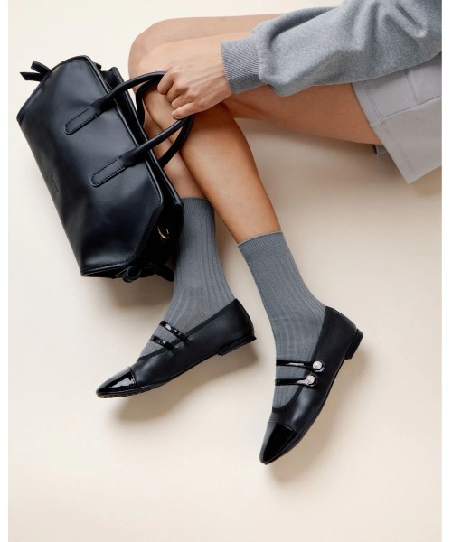 Repetto(レペット)の「Erin パール メリージェーン - ラバーソール - EUサイズ / V4240VVE(バレエシューズ・レディース・ブラック・38/37/36/39)」の1枚目の写真