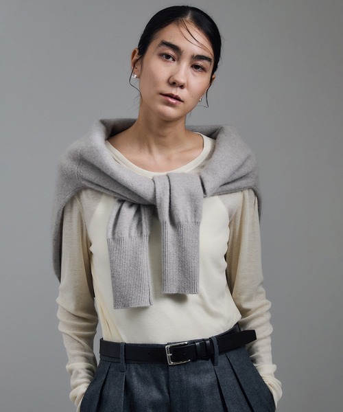 SALON adam et rope'（サロン アダム エ ロペ）の「【WEB限定】シアーウールロングスリーブブルオーバー（Tシャツ/カットソー・レディース・オフホワイト/ブラウン/ブラック・FREE）」の2枚目の写真