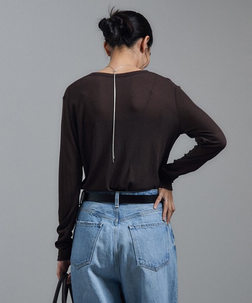 SALON adam et rope'（サロン アダム エ ロペ）の「【WEB限定】シアーウールロングスリーブブルオーバー（Tシャツ/カットソー・レディース・オフホワイト/ブラウン/ブラック・FREE）」の14枚目の写真