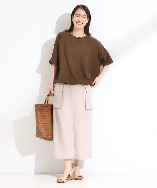 DRESKIP（ドレスキップ）の「【洗濯後しわになりにくい】さらっとタッチの 5分袖ドルマンブラウス（シャツ/ブラウス・レディース・チャコールグレー/ダークブラウン/ナチュラル/イエロー/オレンジ・00）」の8枚目の写真