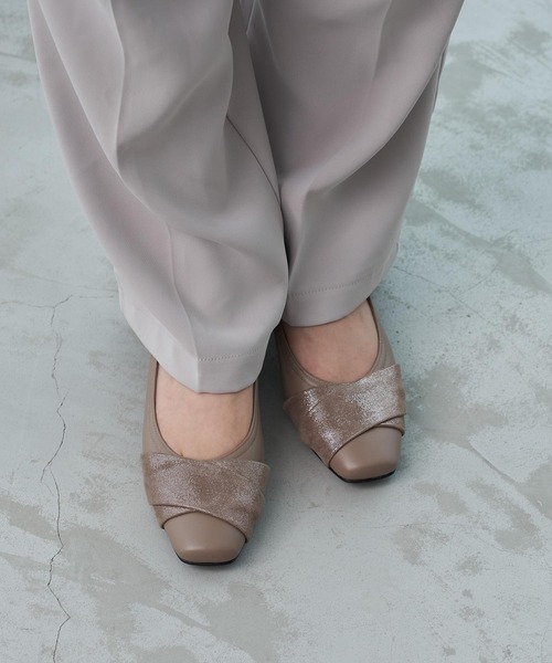 Riz raffinee（リズラフィーネ）の「【3E】スクエアトゥパンプス（パンプス・レディース・ブラック/デザートカモ/ダークブラウン・22.5cm/23cm/23.5cm/24cm/24.5cm）」の3枚目の写真