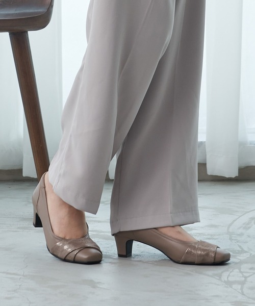 Riz raffinee（リズラフィーネ）の「【3E】スクエアトゥパンプス（パンプス・レディース・ブラック/デザートカモ/ダークブラウン・22.5cm/23cm/23.5cm/24cm/24.5cm）」の4枚目の写真