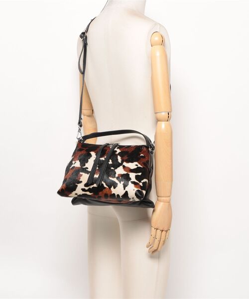 RIPANI（リパーニ）の「【RIPANI】ボックスシルエットレザーコンビバッグ(Q56462)（ハンドバッグ・レディース・ブラック系その他・ALL）」の5枚目の写真