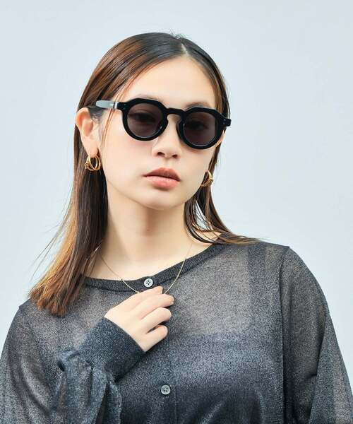 UNITED ARROWS（ユナイテッドアローズ）の「Zoff｜UNITED ARROWS｜ウェリントン型 サングラス [Luxe] クラウンパント 太縁 紫外線対策 UVカット ユニセックス ユナイテッドアローズ（サングラス・レディース・クリア/ブラック/ブラウン系その他5・FREE）」の20枚目の写真