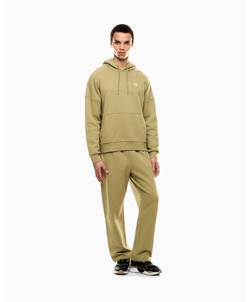 EMPORIO ARMANI EA7(エンポリオアルマーニイーエーセブン)の「<オンライン限定>【エンポリオ アルマーニ EA7】Visibility トラックスーツ コットン混紡(セットアップ・メンズ・ライトグリーン/ブラック×ホワイト・X-LARGE/SMALL/MEDIUM/LARGE/X-SMALL/XXX-LARGE/XX-LARGE)」の1枚目の写真