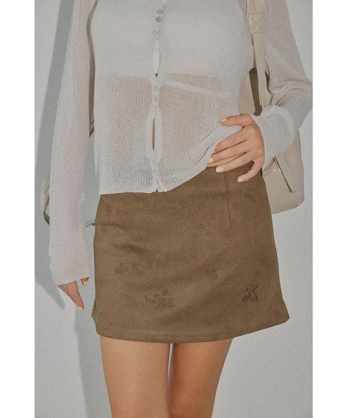ALEXIA STAM（アリシアスタン）の「Embroidery Mini Skirt /スエードミニスカート（スカート・レディース・ブラック/ブラウン/バーガンディー・S/M）」の21枚目の写真
