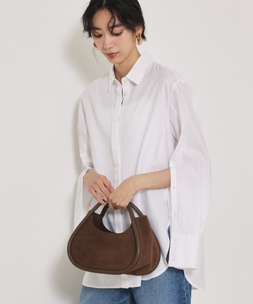 qualite(カリテ)の「袖スリットレギュラーシャツ/オフィスカジュアル(シャツ/ブラウス・レディース・ブラウン/サックスブルー/オフホワイト・フリー)」の2枚目の写真