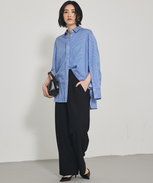 qualite(カリテ)の「袖スリットレギュラーシャツ/オフィスカジュアル(シャツ/ブラウス・レディース・ブラウン/サックスブルー/オフホワイト・フリー)」の4枚目の写真