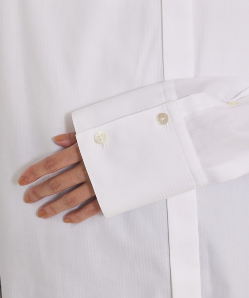 qualite(カリテ)の「袖スリットレギュラーシャツ/オフィスカジュアル(シャツ/ブラウス・レディース・ブラウン/サックスブルー/オフホワイト・フリー)」の16枚目の写真