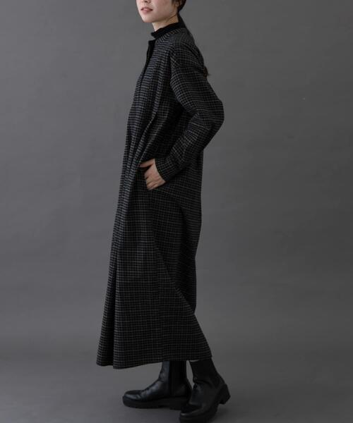 FORK&SPOON（フォークアンドスプーン）の「FORK&SPOON　タックデザインワンピース（ワンピース・レディース・ベージュ系その他/ブラック系その他・1/2）」の5枚目の写真