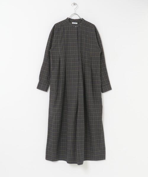 FORK&SPOON（フォークアンドスプーン）の「FORK&SPOON　タックデザインワンピース（ワンピース・レディース・ベージュ系その他/ブラック系その他・1/2）」の10枚目の写真