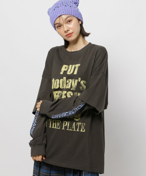 Fishs Eddy（フィッシュエディ）の「【Fishs Eddy(フィッシュエディ)】レイヤードTシャツ【UNISEX】（Tシャツ/カットソー・レディース・オフホワイト/チャコール/ライトグリーン・MEDIUM/LARGE）」の8枚目の写真