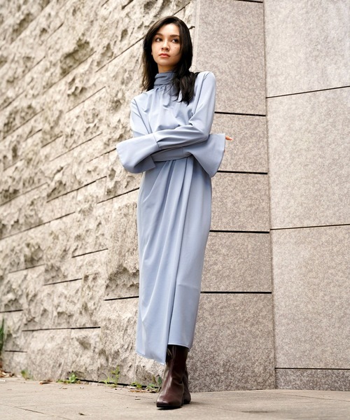 KINO THE KEI(キノザケイ)の「タック ドレープ タイトスカート ( セットアップ可 ) KINO THE KEI(スカート・レディース・ダークブラウン/ネイビー/サックスブルー・M/S)」の5枚目の写真