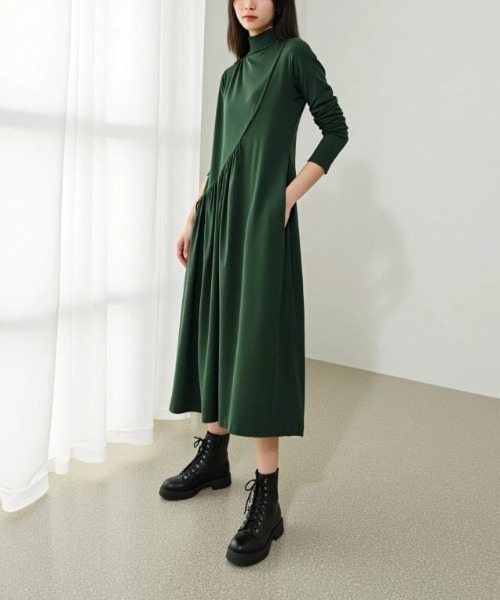 cammie(キャミー)の「タートルネックデザインワンピース(ワンピース・レディース・ブラック/グリーン/ネイビー・M/L)」の18枚目の写真