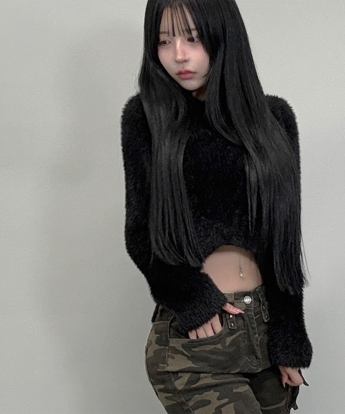 FOLLOWIN(フォロウィン)の「バックカットデザインショットシャギーニット(ニット/セーター・レディース・ベージュ/アイボリー/ブラック・FREE)」の6枚目の写真