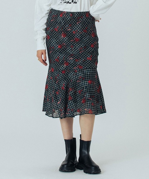 ROSE BUD（ローズバッド）の「(CREOLME)FLOWER PRINT SKIRT（スカート・レディース・イエロー/ブラック・ONE SIZE）」の10枚目の写真