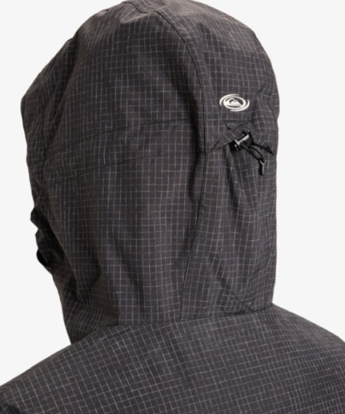 Quiksilver（クイックシルバー）の「HIGH IN THE HOOD JK/クイックシルバーナイロンジャケット（マウンテンパーカー・メンズ・ブラック/ベージュ/レッド・MEDIUM/LARGE/X-LARGE/X-SMALL/SMALL）」の9枚目の写真