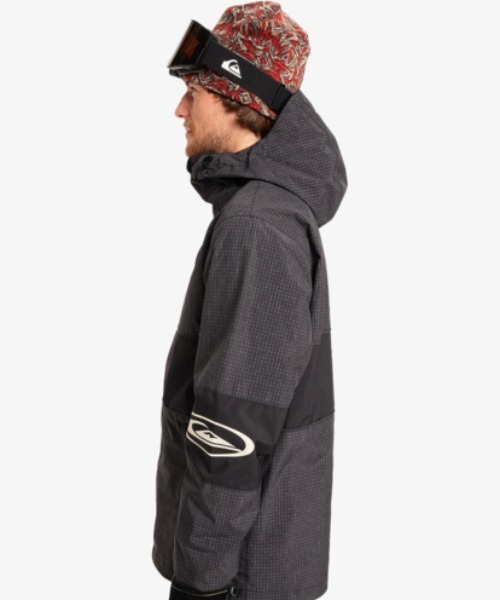 Quiksilver（クイックシルバー）の「HIGH IN THE HOOD JK/クイックシルバーナイロンジャケット（マウンテンパーカー・メンズ・ブラック/ベージュ/レッド・MEDIUM/LARGE/X-LARGE/X-SMALL/SMALL）」の15枚目の写真