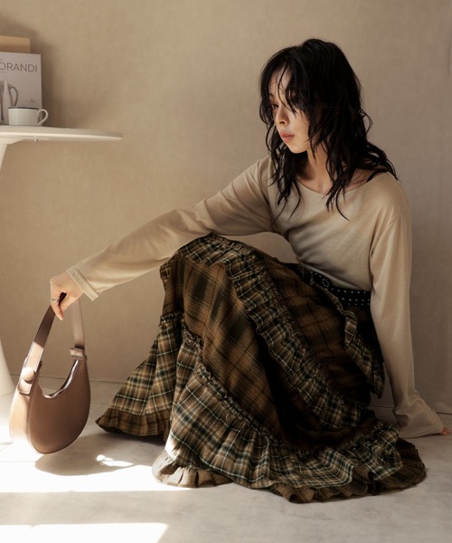 Ulysses（ユリシス）の「チェック柄ティアードロングスカート（スカート・レディース・ダークグレー/ブラウン・F）」の13枚目の写真