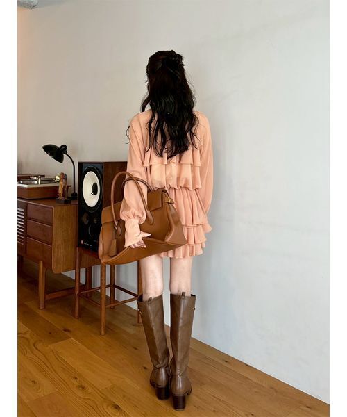 LILY BROWN（リリーブラウン）の「ドレープフリルセットアップ