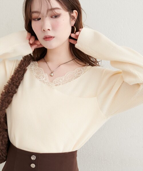 natural couture（ナチュラルクチュール）の「アシメレースネックリブニットプルオーバー（ニット/セーター・レディース・ボルドー/グレー/オフホワイト/ブラック/ネイビー/グレイッシュベージュ・FREE）」の7枚目の写真