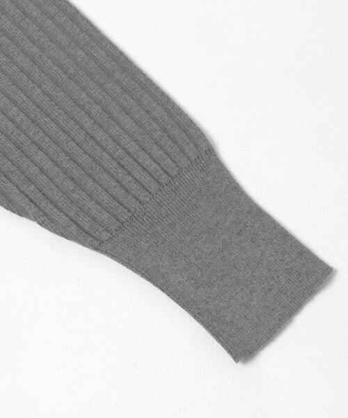 URBAN RESEARCH ROSSO WOMEN（アーバンリサーチ　ロッソ）の「『WEB限定』タートルネックデザインスリーブワンピース（ワンピース・レディース・グレー/ダークブラウン/レッド/ネイビー・FREE）」の11枚目の写真