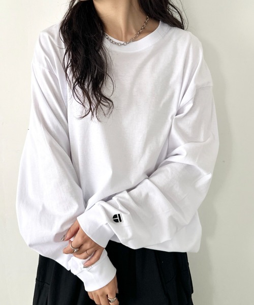 NEWTRAL PRODUCTS(ニュートラルプロダクツ)の「NEWTRAL(ニュートラル)/210 5.6oz Standard Emblem LS T/サイズ展開多数 コットン 無地 ロンT Tシャツ 長袖 カットソー(Tシャツ/カットソー・レディース・グレー/ダークグリーン/アッシュグレー/ブラック/サンドベージュ/ネイビー/ホワイト・S/M/L/XL/XXL)」の11枚目の写真