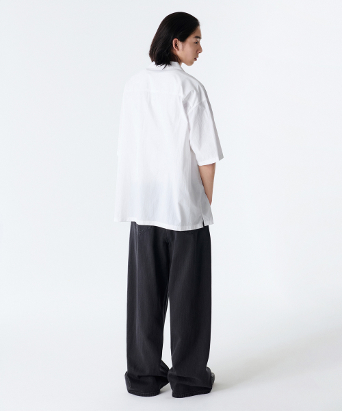 MUSINSA STANDARD（ムシンサスタンダード）の「リネンライクエクストラワイドデニムパンツ[ウォッシュドブラック]（デニムパンツ・メンズ・その他・31/33/26/27/28/29/40/38/36/34/32/30）」の4枚目の写真