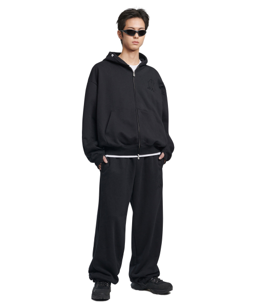 NOMANUAL（NOMANUAL）の「OVERLAY LOGO HOODED ZIP-UP - BLACK（パーカー・レディース・その他・SMALL/MEDIUM/LARGE/X-LARGE）」の3枚目の写真