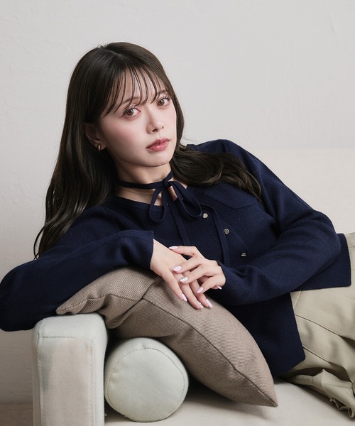 fupel（フぺル）の「choker waist shape knitcardigan / チョーカー付きウエストシェイプニットカーディガン（カーディガン/ボレロ・レディース・グレー/ネイビー・FREE）」の6枚目の写真