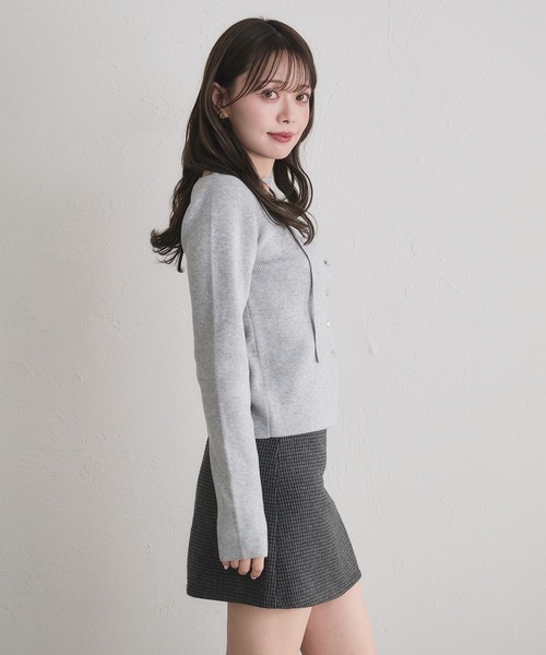 fupel（フぺル）の「choker waist shape knitcardigan / チョーカー付きウエストシェイプニットカーディガン（カーディガン/ボレロ・レディース・グレー/ネイビー・FREE）」の14枚目の写真