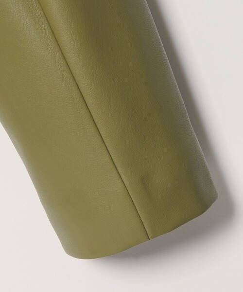 EMMEL REFINES(エメルリファインズ)の「<EMMEL REFINES>EM レザーライク ショートブルゾン(ブルゾン・レディース・ナチュラル/オリーブ・FREE)」の15枚目の写真