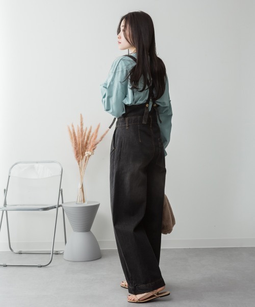 aity(アイティ)の「サスペンダー付きデニムハイウェストワイドパンツ 3way コットン100%(デニムパンツ・レディース・ネイビー/ブラック/ワンウォッシュ・M/L/LL/3L/4L)」の9枚目の写真