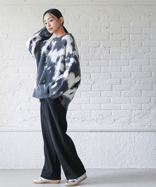 mili an deni（ミリアンデニ）の「カウ柄シャギーニットプルオーバー（ニット/セーター・レディース・チャコールグレー/ブラウン・M）」の8枚目の写真