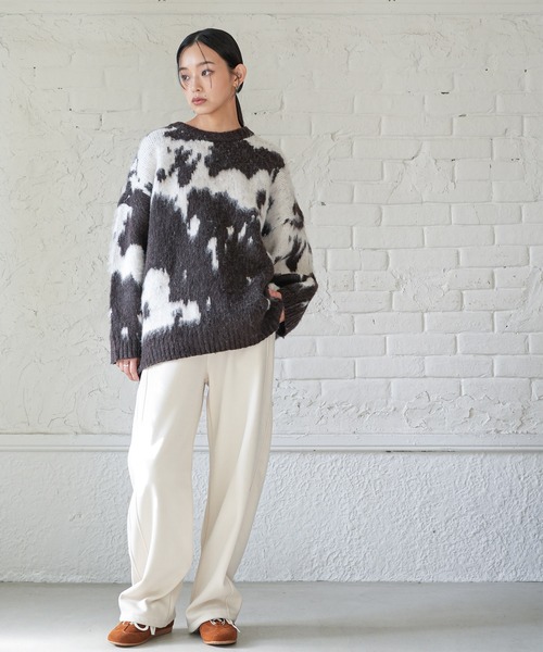 mili an deni（ミリアンデニ）の「カウ柄シャギーニットプルオーバー（ニット/セーター・レディース・チャコールグレー/ブラウン・M）」の14枚目の写真