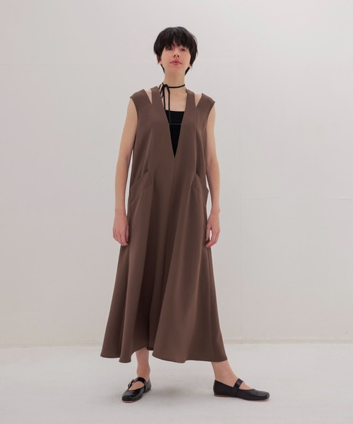 DRESSLAVE（ドレスレイブ）の「shoulder slit dress(ショルダースリットワンピース)（ワンピース・レディース・ブラック/ブラウン・38）」の5枚目の写真