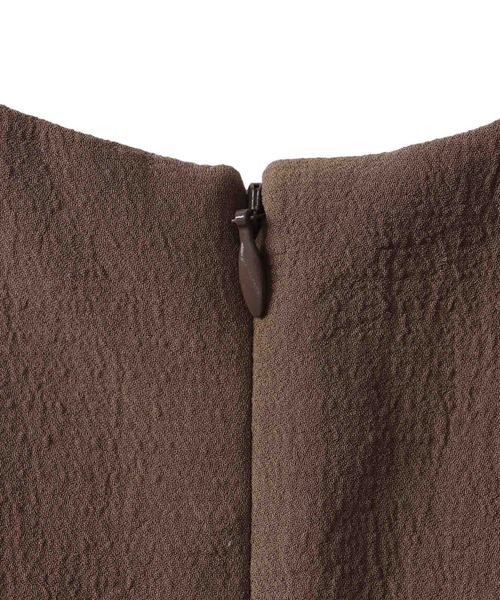 DRESSLAVE（ドレスレイブ）の「shoulder slit dress(ショルダースリットワンピース)（ワンピース・レディース・ブラック/ブラウン・38）」の15枚目の写真