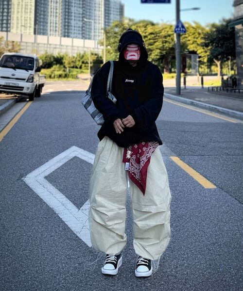 THE MILE（ザマイル）の「ML NYLON WIDE BALLON STRING PANT [BEIGE]（スウェットパンツ・メンズ・その他・LARGE/MEDIUM/SMALL）」の10枚目の写真
