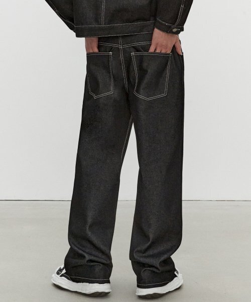 DECET(デケト)の「Deep Pleats Wide Jeans DCPT030CPBlack(デニムパンツ・レディース・その他・34/32/30/26/28)」の8枚目の写真