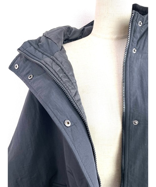 WORLD WIDE LOVE!(ワールドワイドラブ)の「中綿BIGブルゾン(ブルゾン・レディース・アイボリー/ブラック/カーキ・1)」の12枚目の写真