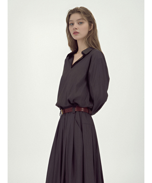 ACUD(アクド)の「Glossy Set-Up Two-Piece _D.Brown(ワンピース・レディース・ダークブラウン・FREE)」の5枚目の写真