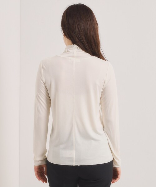 ITS'DEMO（イッツデモ）の「【調温機能付き／洗濯機OK】ハイネックインナー（Tシャツ/カットソー・レディース・ブラック/オフホワイト/ダークブラウン・00）」の18枚目の写真