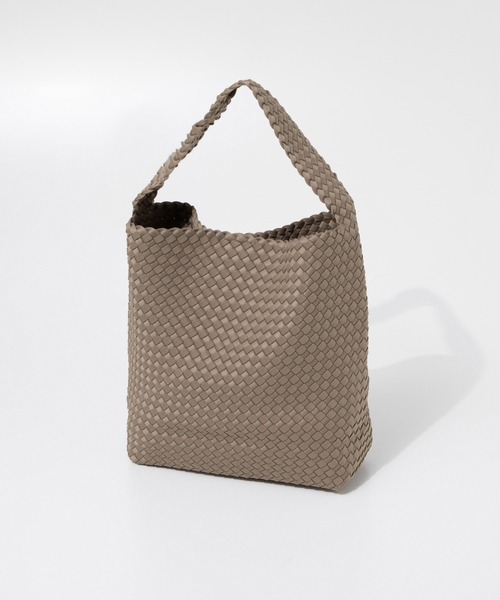 NAGHEDI（ナゲディ）の「NAGHEDI Nomad Medium Hobo ナケディ メッシュ ノマド ミディアム ホーボートートバッグ（トートバッグ・レディース・ベージュ/ブラック/クリーム・FREE）」の2枚目の写真