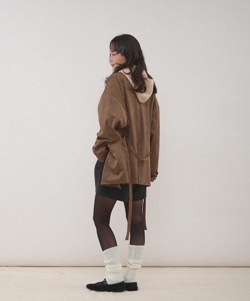 MUHET（ミュエータ）の「layered like hoodie knit / レイヤード風ニットフーディ（ニット/セーター・レディース・ネイビー/アイボリー・FREE）」の8枚目の写真