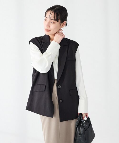 CRAFT STANDARD BOUTIQUE（クラフトスタンダードブティック）の「＜セレモニー／ハレの日＞カットアウトデザインテーラードジレ◆（ベスト・レディース・ベージュ/ブラック・FREE）」の4枚目の写真